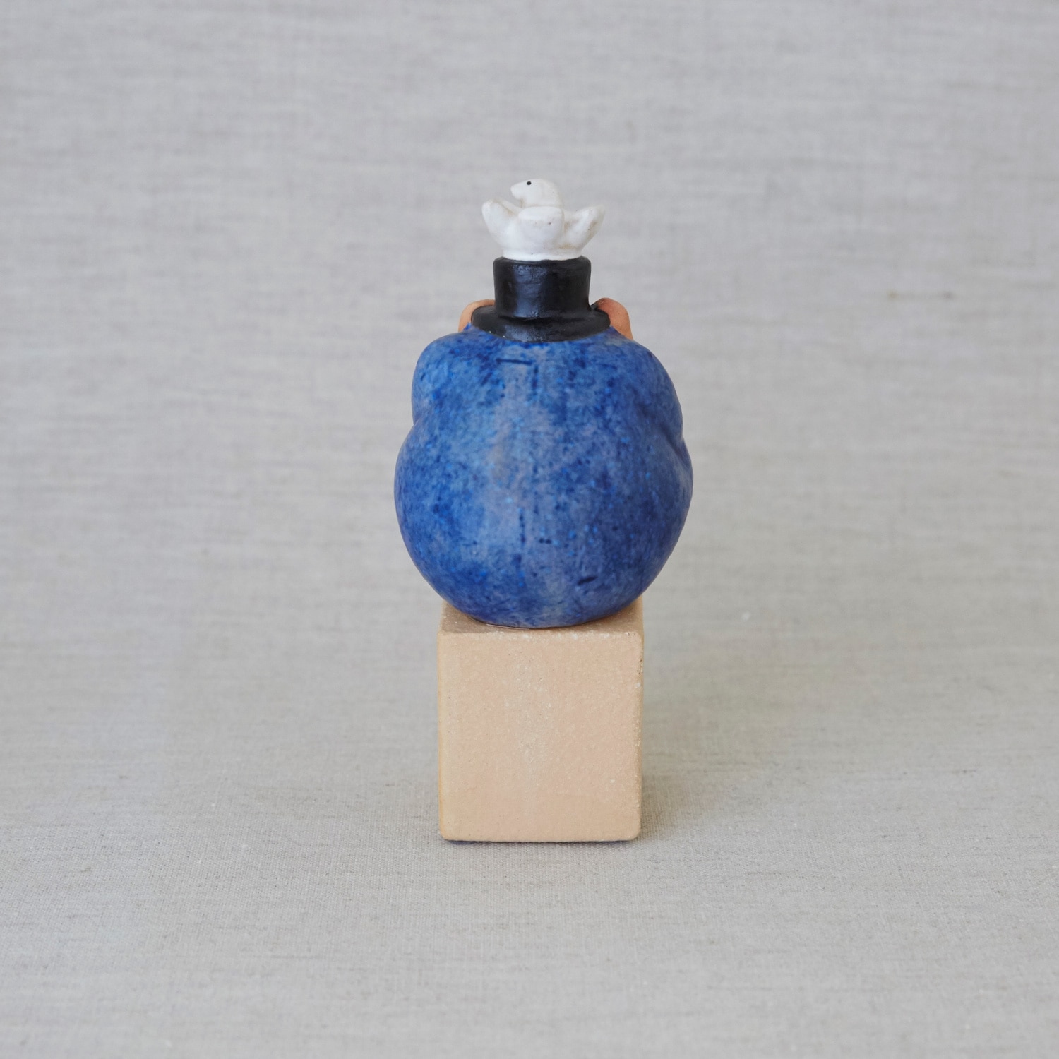 定番品】Lisa Larson Magician Blue｜入荷待ち商品｜IDEE SHOP Online