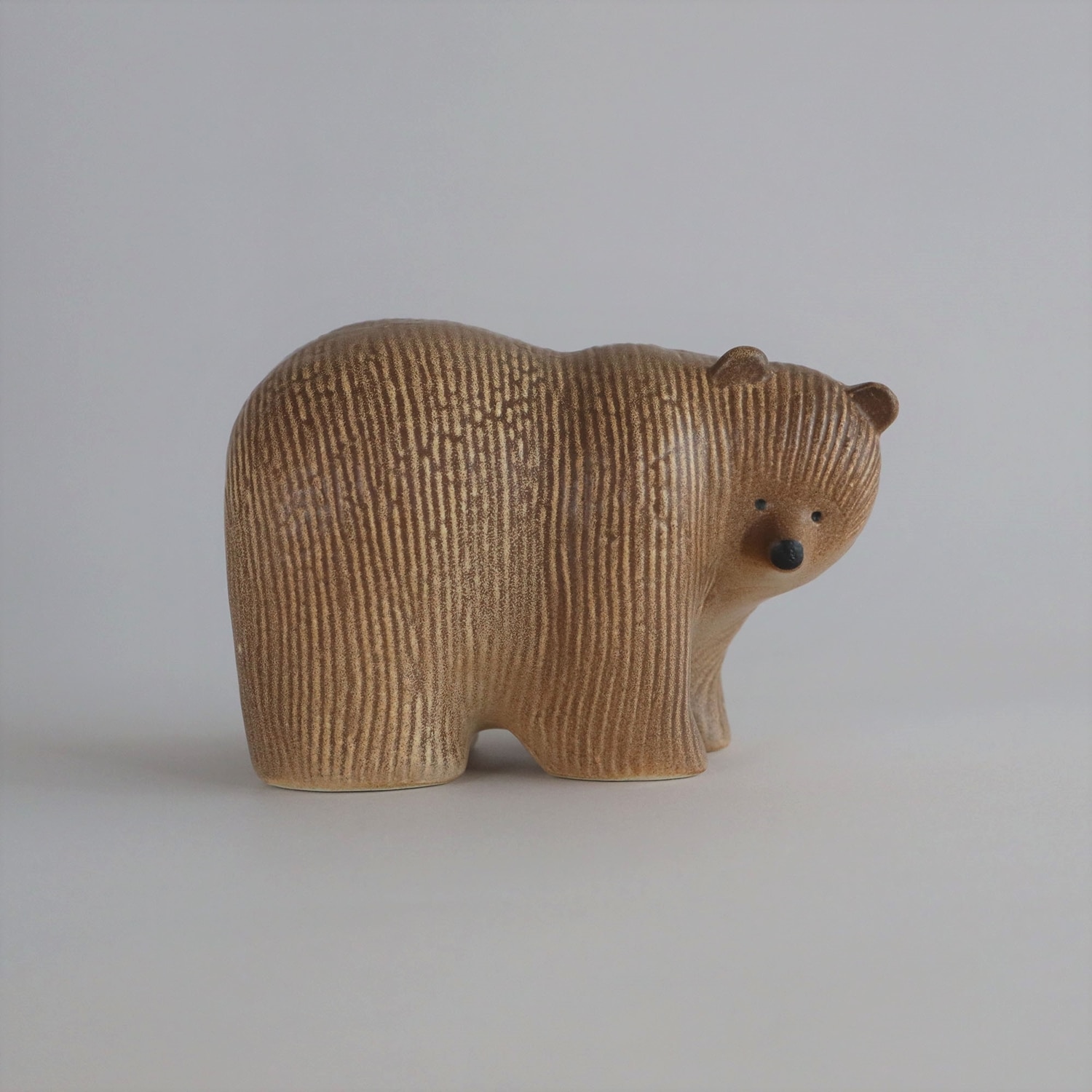 定番品】Lisa Larson Bear Medium｜入荷待ち商品｜IDEE SHOP Online