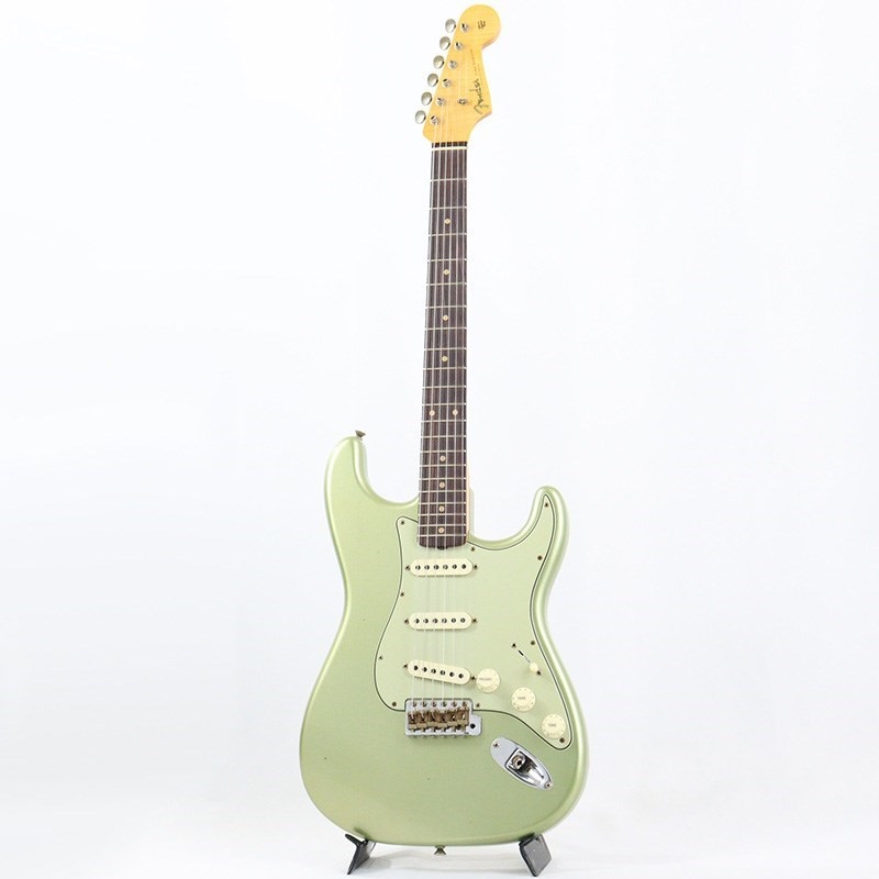 Fender ストラトキャスター グリーン、ピックのセット Fender Player