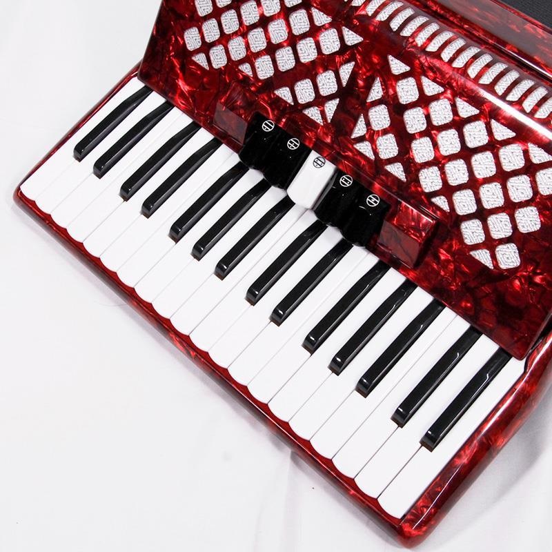 赤い37鍵アコーディオン ケース付き 赤い37鍵アコーディオン ケース