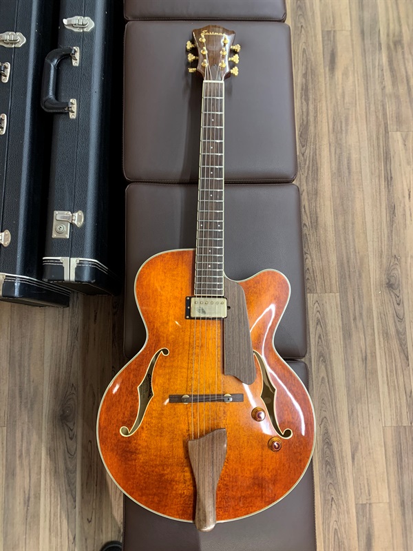 買取実績】EASTMAN AR-403CE Antique Red | 楽器の買取ならイケベリユース