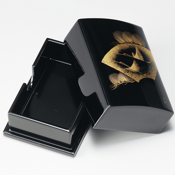 名刺箱 扇面松に鶴 小 黒 木製 漆塗り 名刺入れ・名刺ケース 12-12403