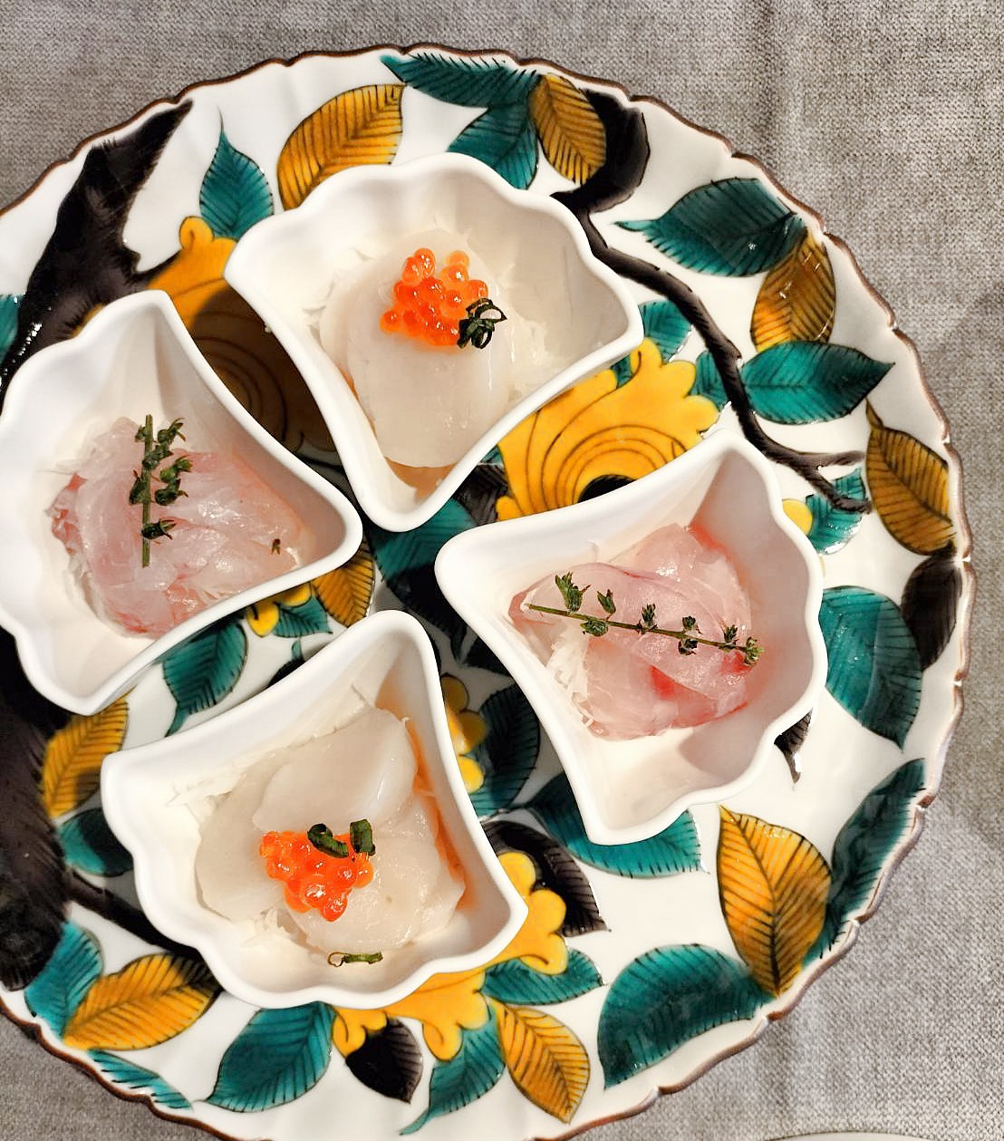 受注制作品] 瑛生の器（九谷美陶園）｜牡丹文八寸飾皿｜作家の器と