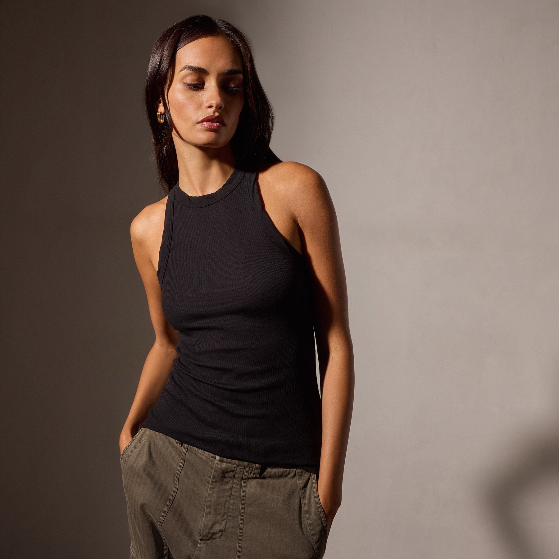 トップス main story tank 25SS Sunset Tank - Black | James Perse