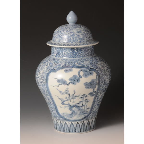 中国 染付草花文蓋付壺 明末清初期(17世紀)頃 中国