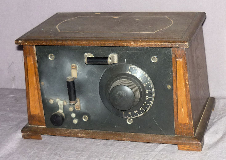 鉱石受信機展示室