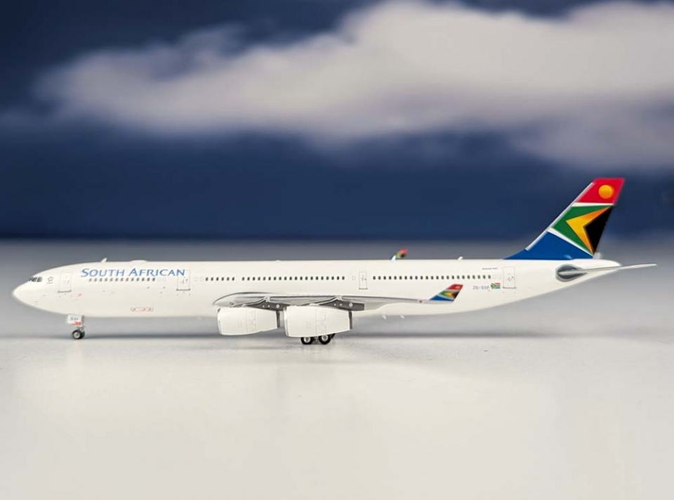 www.JetCollector.com: South African Airways A340-300 ZS-SXF 1:400