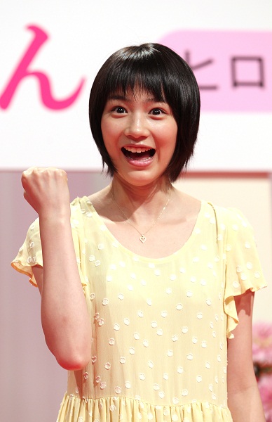 レア 新品未開封 能年玲奈 2014カレンダー 連続テレビ小説あまちゃん