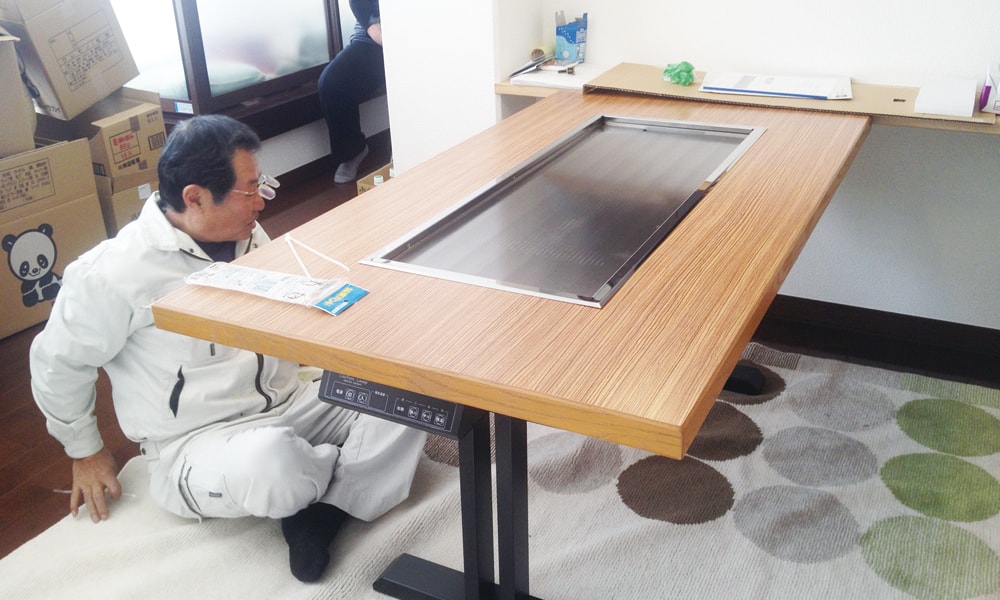 鉄板付テーブル