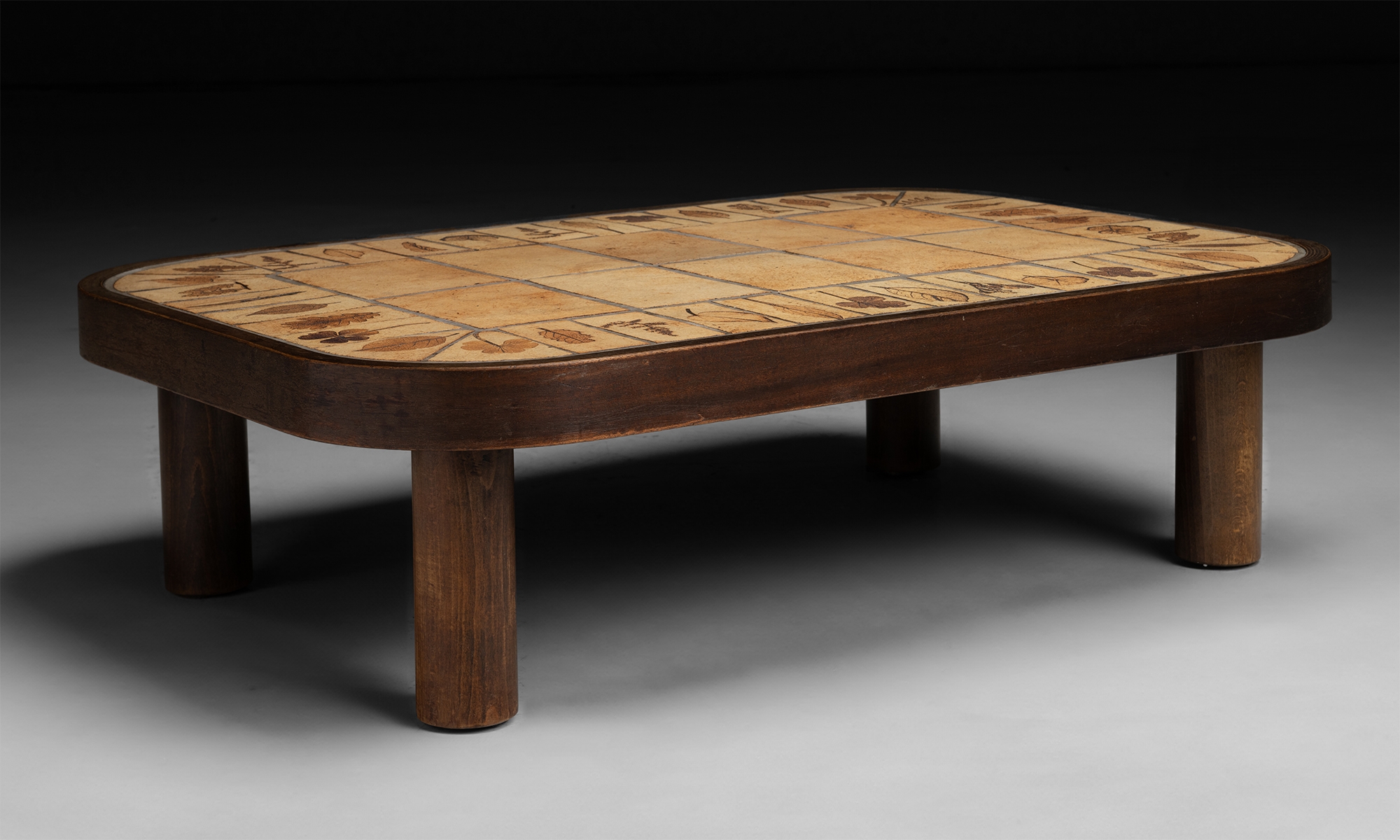 Roger Capron Coffee Table :: Obsolete