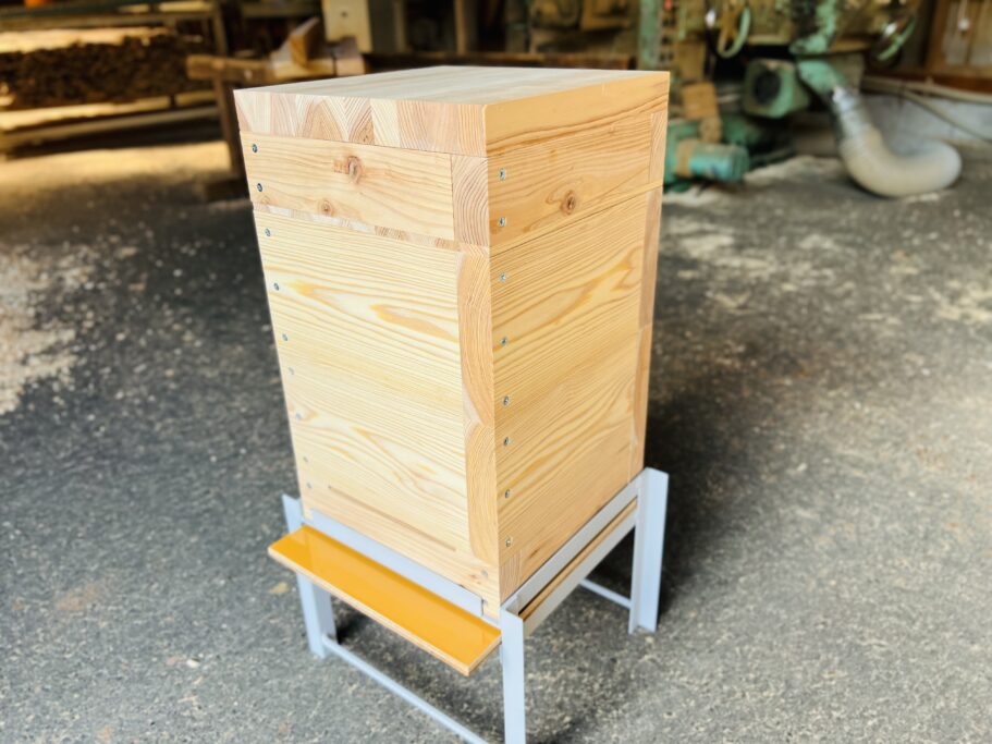 重箱式巣箱台 300ミリ用 ニホンミツバチ 鉄製台 【公式通販】