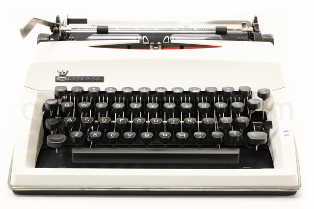 中古タイプライター専門店の尾河商会