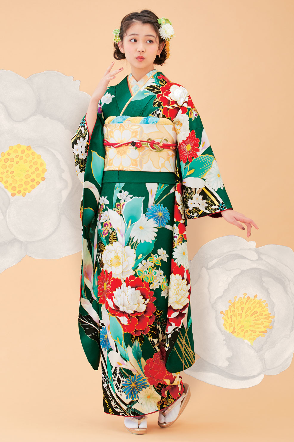 グリーンに映える大輪の牡丹にカラー｜艶やかなモダン振袖でスタイリッシュ