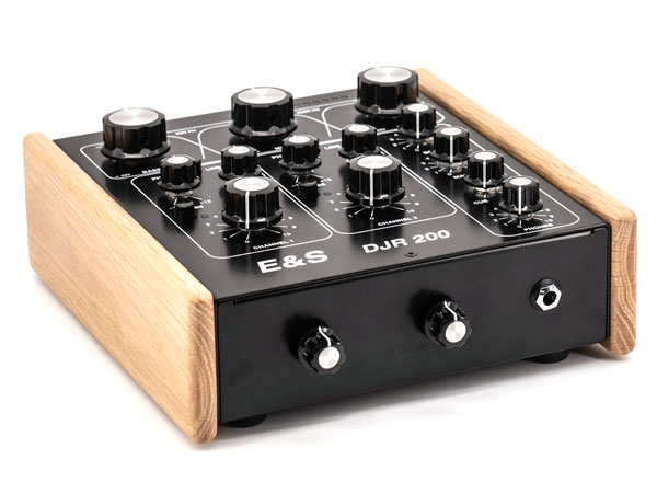 フランス生まれのハンドメイドロータリーDJミキサー、E&SのDJR200のご