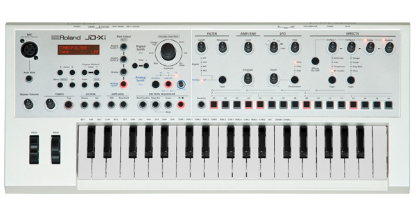 RolandのシンセサイザーJD-XiのLimited Editionです！！