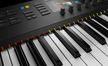 Native InsutrumentsのS88がに新たなモデルが！KOMPLETE KONTROL S88