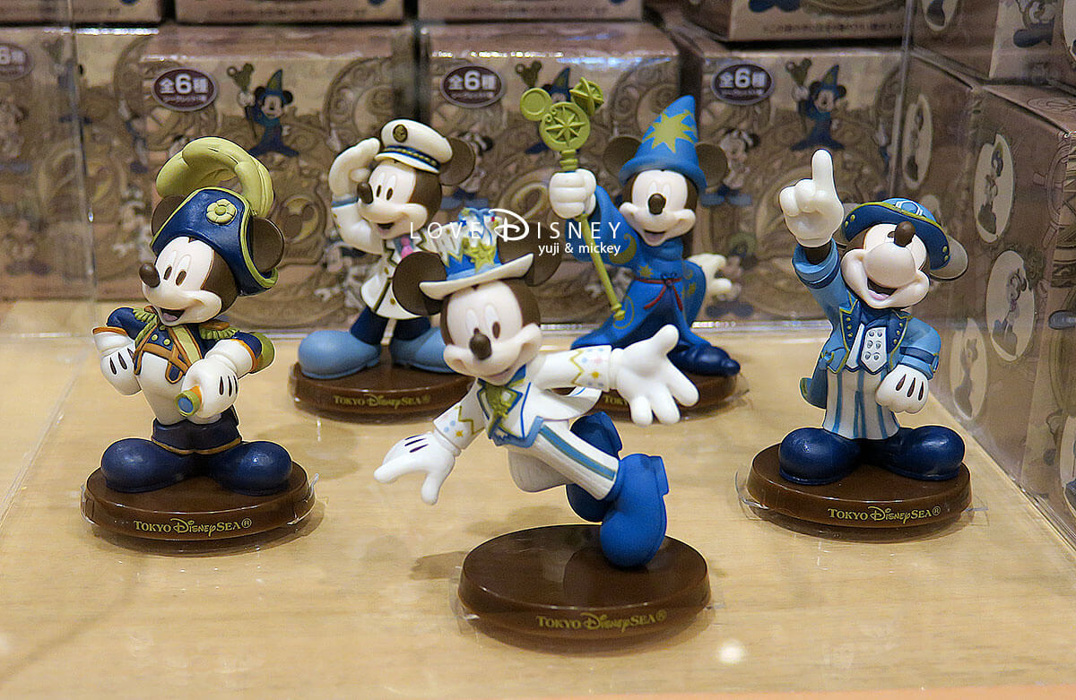 2021年11月1日発売「東京ディズニーシー20年間の思い出をギュッと