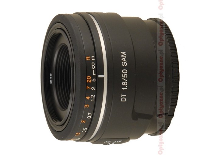 Sony DT 50 mm f/1.8 SAM review - Introduction - LensTip.com