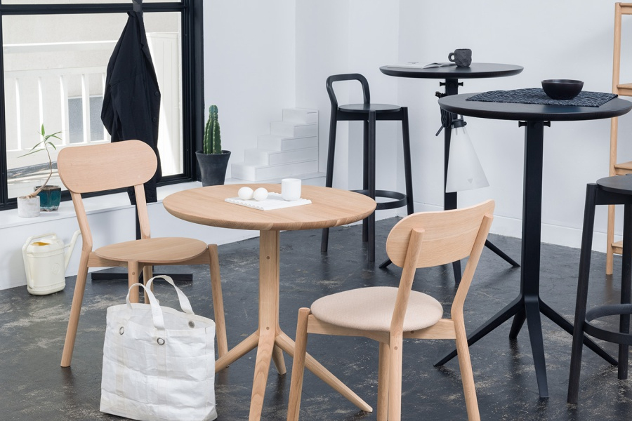 KARIMOKU NEW STANDARD (カリモクニュースタンダード) CASTOR（キャ