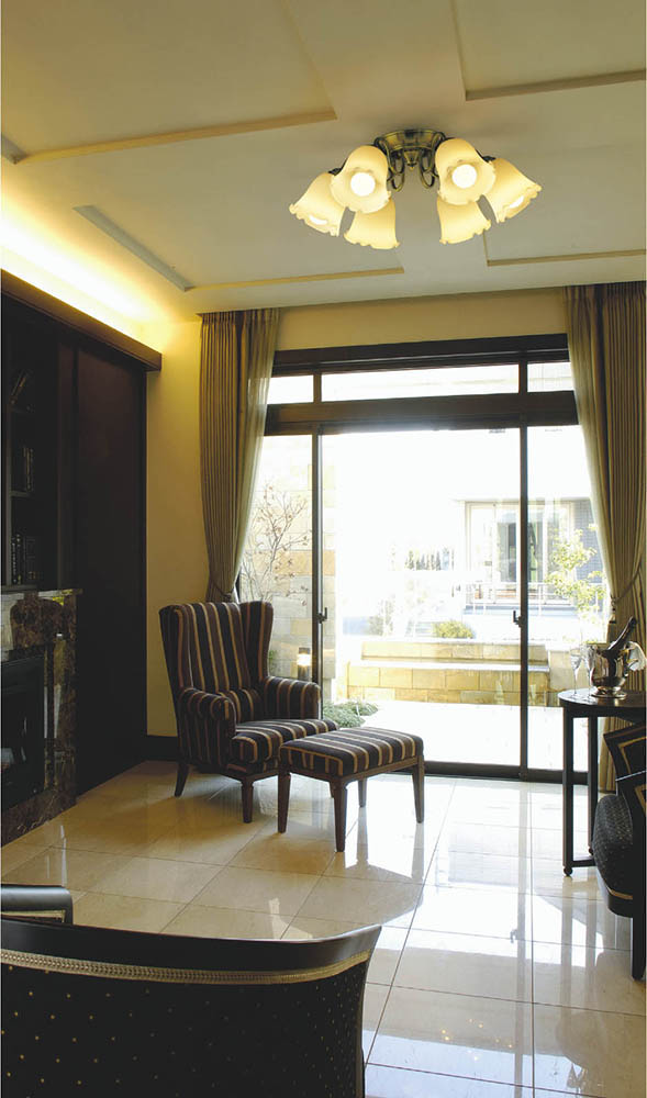 動作確認済み】KOIZUMI AAE670270 LED シャンデリア 動作確認済み