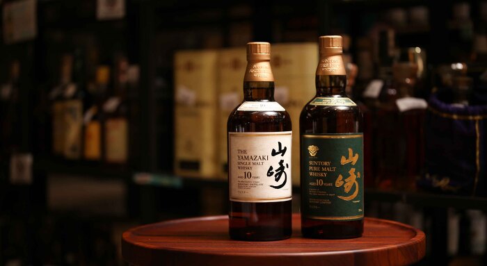 サントリー山崎10年の買取はお任せ下さい。