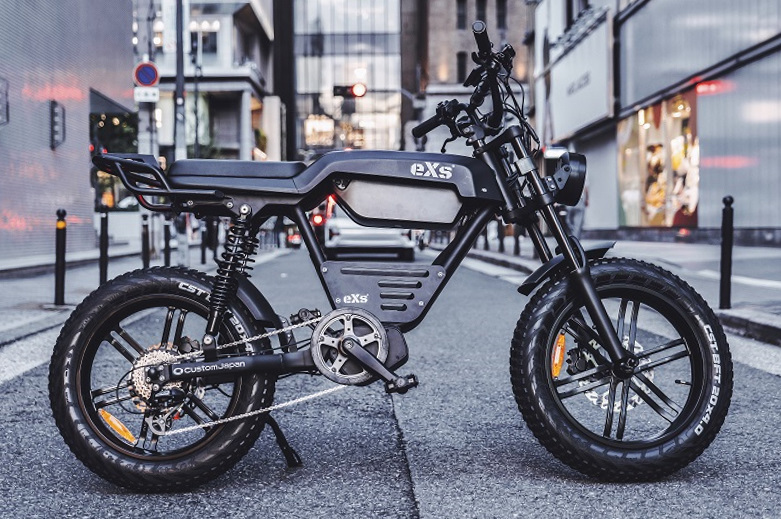 まるでバイク！」な新世代の電動アシスト自転車『eXs e-Bike MotoLike