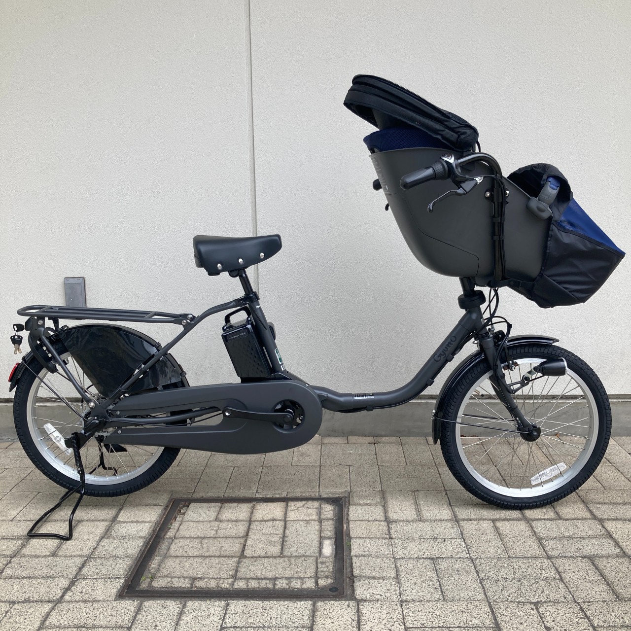 パナソニックギュットクルームEX、DX フロントチャイルドシート 前乗せ