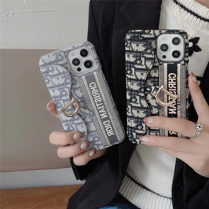 ディオール レディディオール iPhone14 Pro チェーン スマホケース