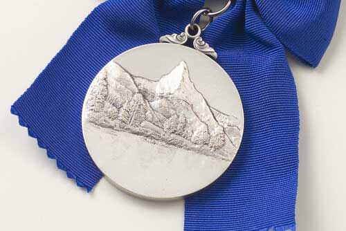 メダル・勲章 | 松本徽章工業株式会社