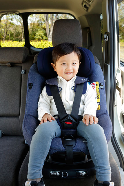 チャイルドシートのMAXI-COSI（マキシコシ）