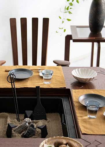 ダイニング火鉢-HIBACHI DINING | 南部箪笥の伝統技術を惜しみなく