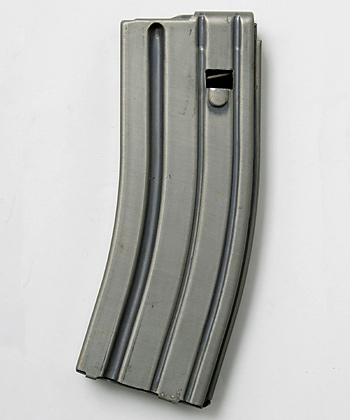 米軍実物 1968年製造 M16（AR-15）Colt製 30連マガジン 米軍