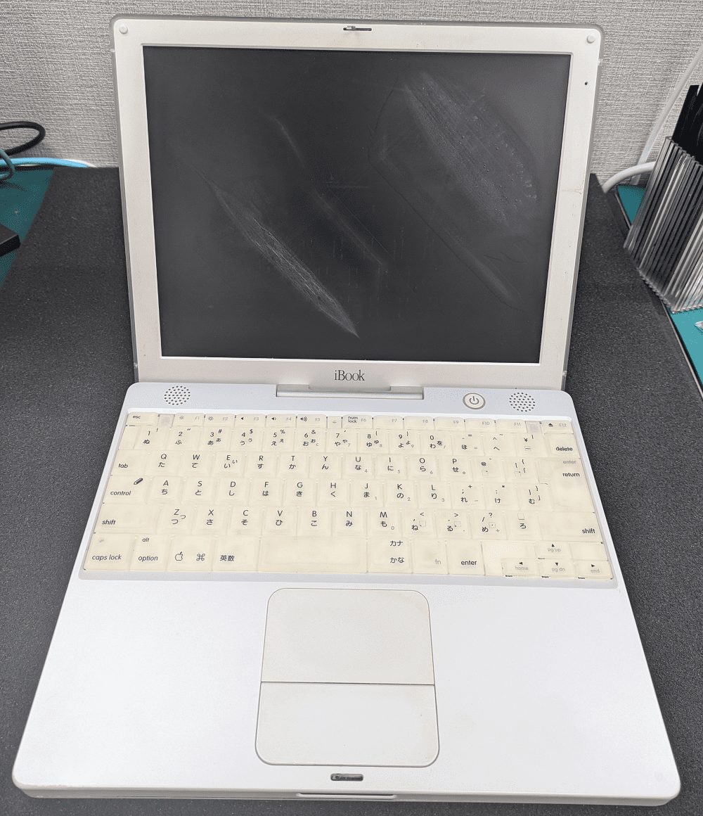 iBook G3 (M6497) OSX 10.3・バッテリー起動可・ディスク型ACアダプタ付き