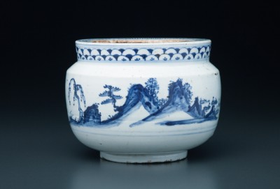 初期伊万里 発掘陶片 参考品 染付山水文皿 M R8319 染付山水文皿 文化