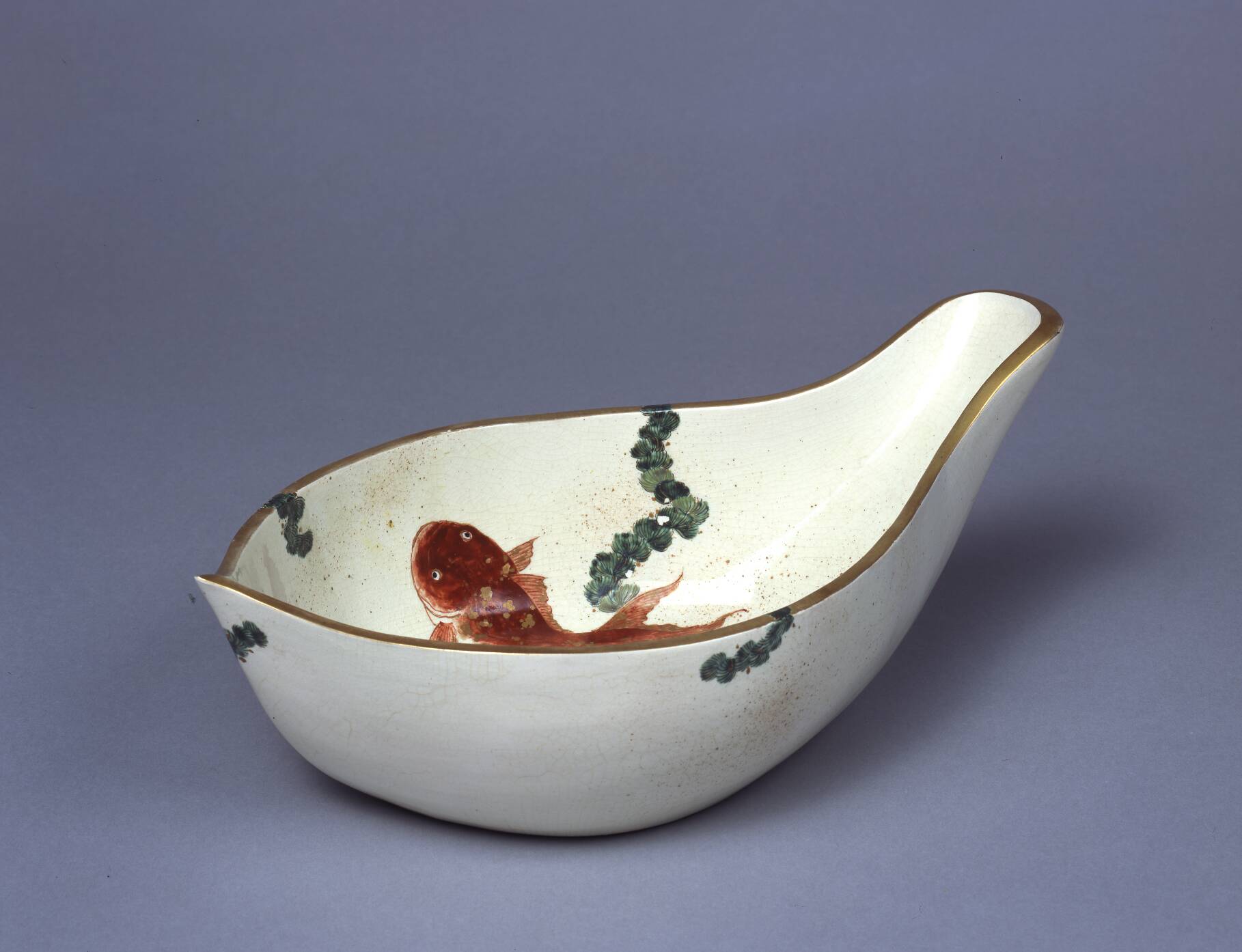 中国美術 蓮花魚紋 碗 古美術(LC998) 中国美術 蓮花魚紋 碗 古