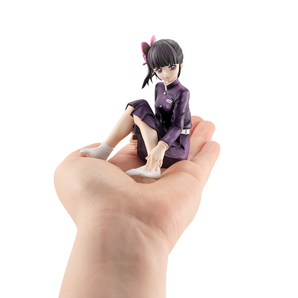 鬼滅の刃 てのひらカナヲちゃん｜商品情報｜メガホビ MEGA HOBBY