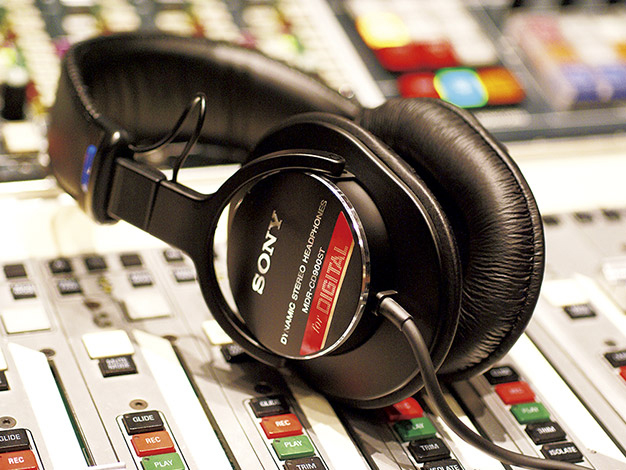 L字変換ケーブル付】SONY 業務用モニターヘッドフォン MDR-CD900ST
