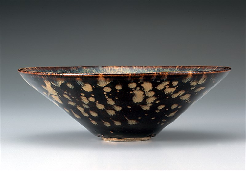 中国吉州窯玳皮天目鉢 玳皮天目 - MIHO MUSEUM