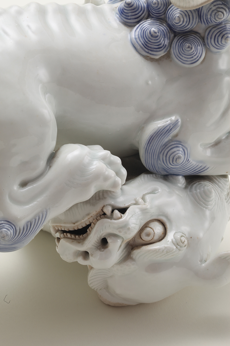 三川内焼 鍋島焼 白磁 透彫 獅子 香炉 共箱無し 三川内焼