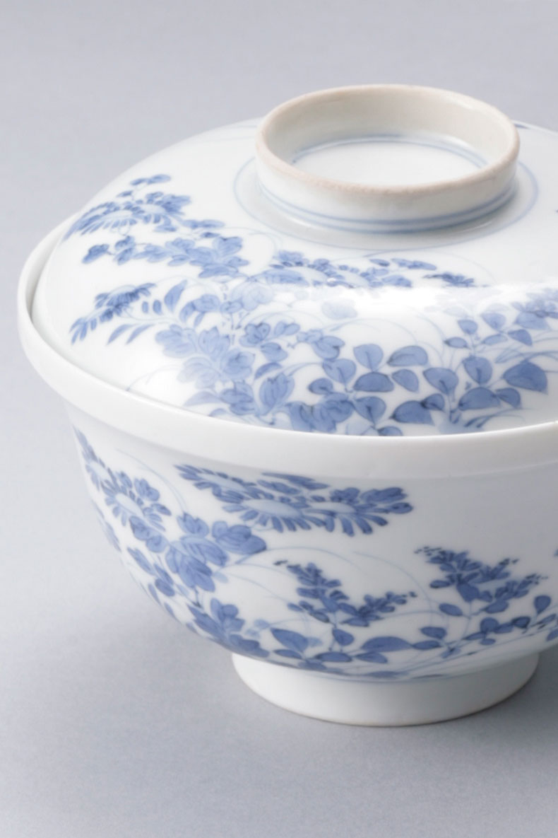 染付秋草文碗 ｜ みかわち焼 三川内焼- 総合サイト