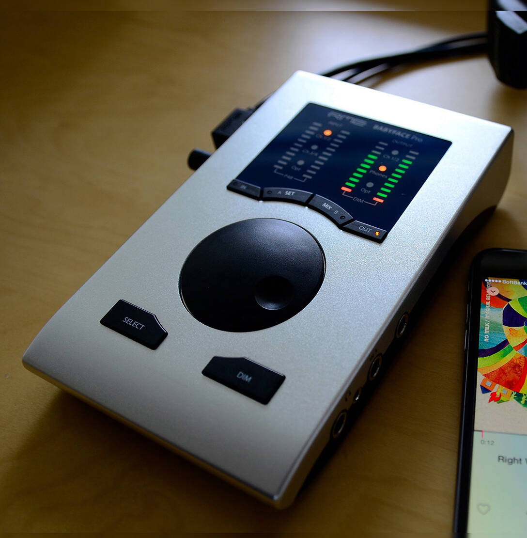 RME BABYFACE PRO K&M23250（台座）付属 RME Babyface Pro FSに卓上