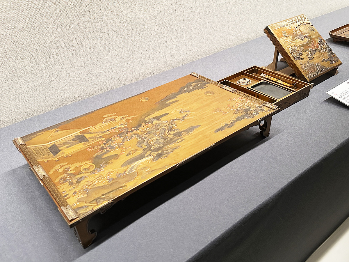 江戸時代中期〜後期幕末頃時代大名道具黒漆塗金蒔絵上級武家所用時代行