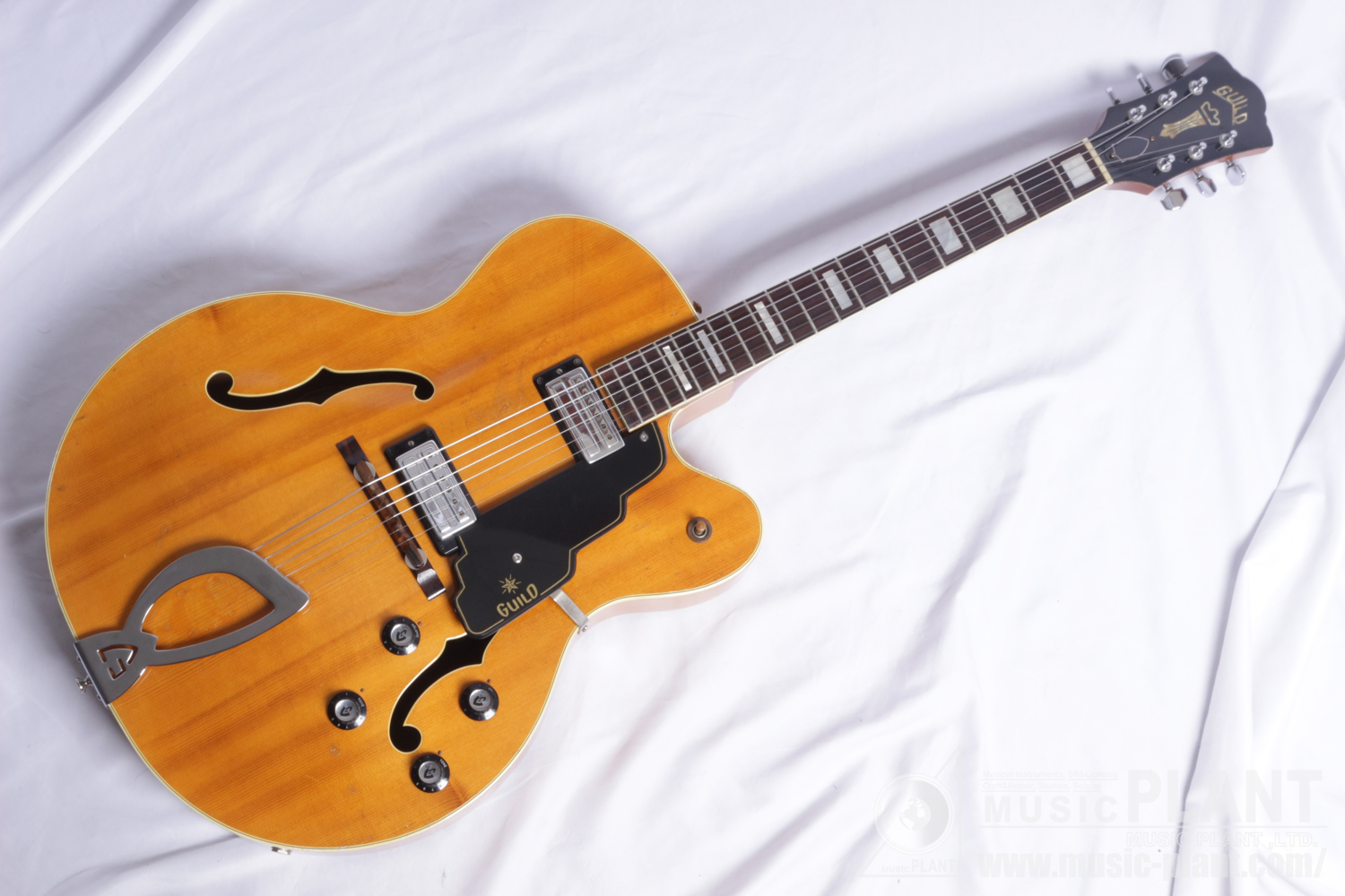 GUILD X-175B Manhattan 17インチフルアコ 2020年代製 GUILD X-175B