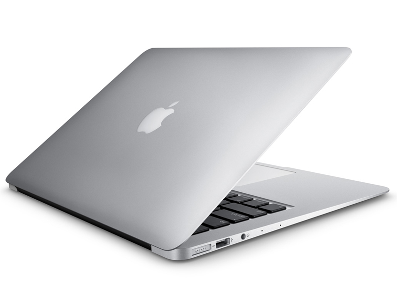 MacBook Air 13インチ（2015）