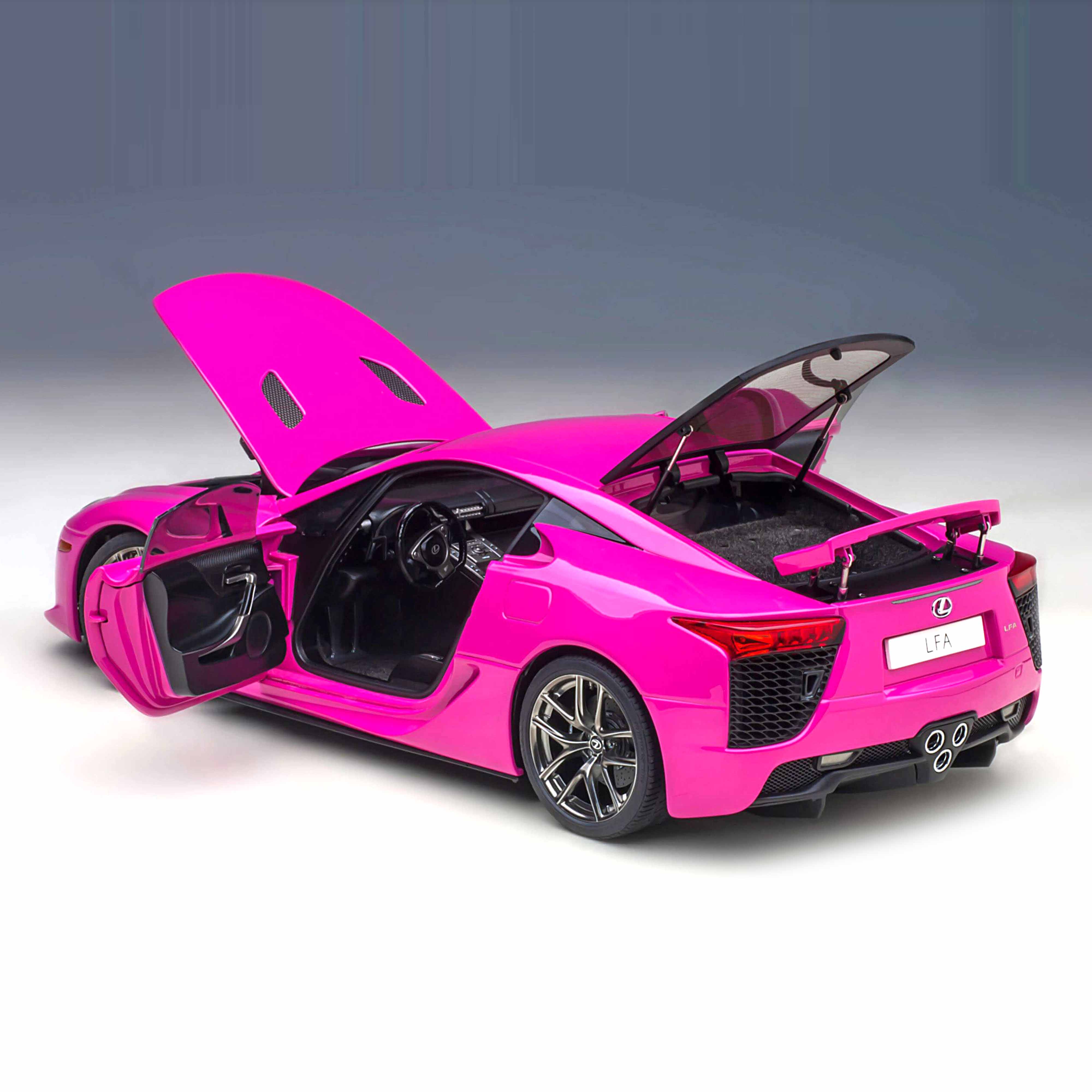 Lexus LFA Passionate Pink 1:18 – Norev