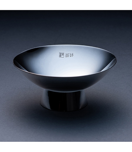 純銀 銀杯 68.4グラム 銀杯 純銀製 盃 71g 直径90mm 金属工芸 酒器 札幌