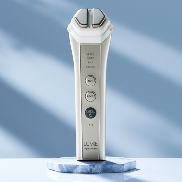 LUMIE 美顔器 本体・アタッチメント付き シリーズから探す/美容機器