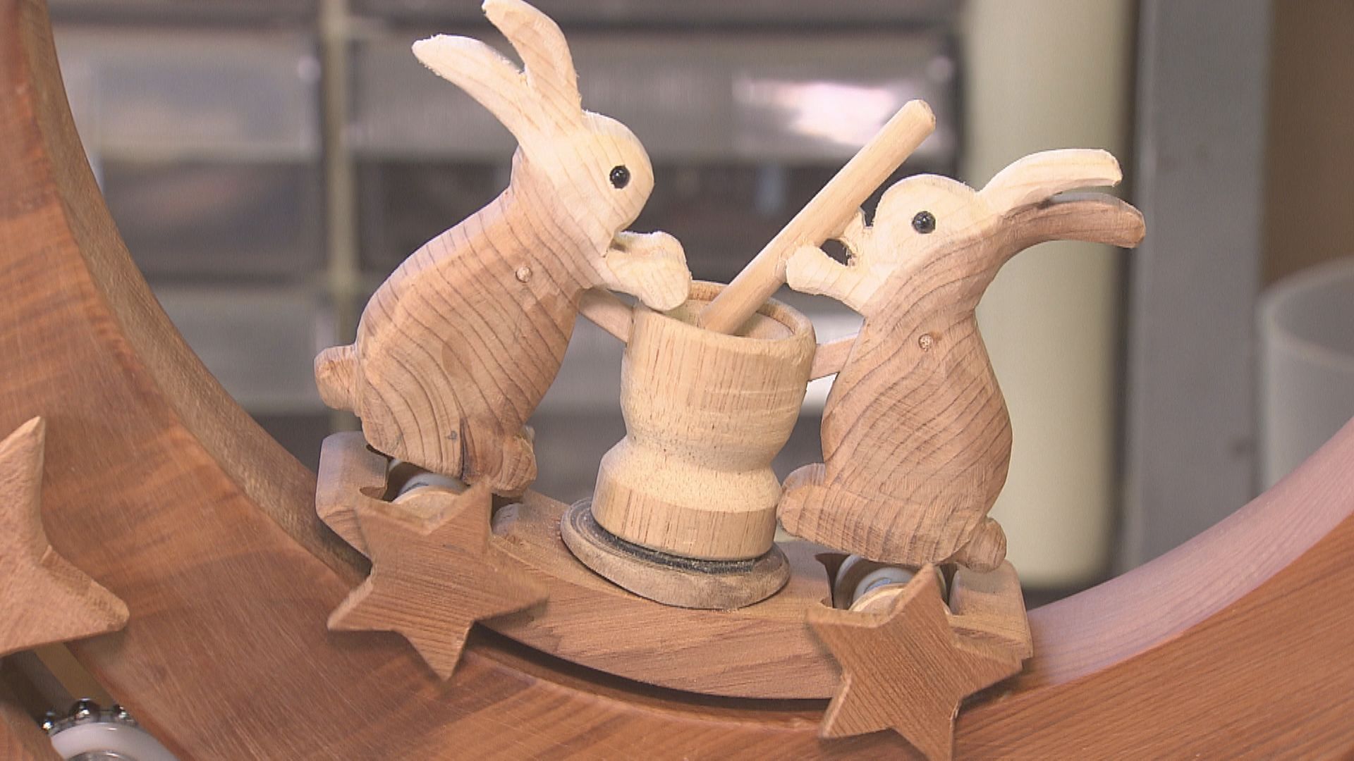 木の動く玩具 大 (カラクリ玩具) 木の動く玩具 大 (カラクリ玩具)