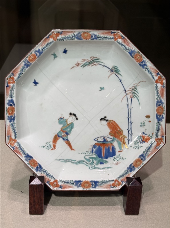 小石原焼の人間国宝、福島善三さんの「中野月白瓷壺」 - 鍋島から現代