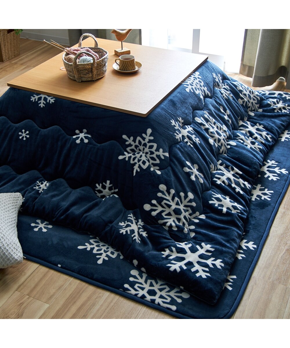 雪の結晶柄を散りばめた通常こたつ掛け布団 通販【ニッセン】